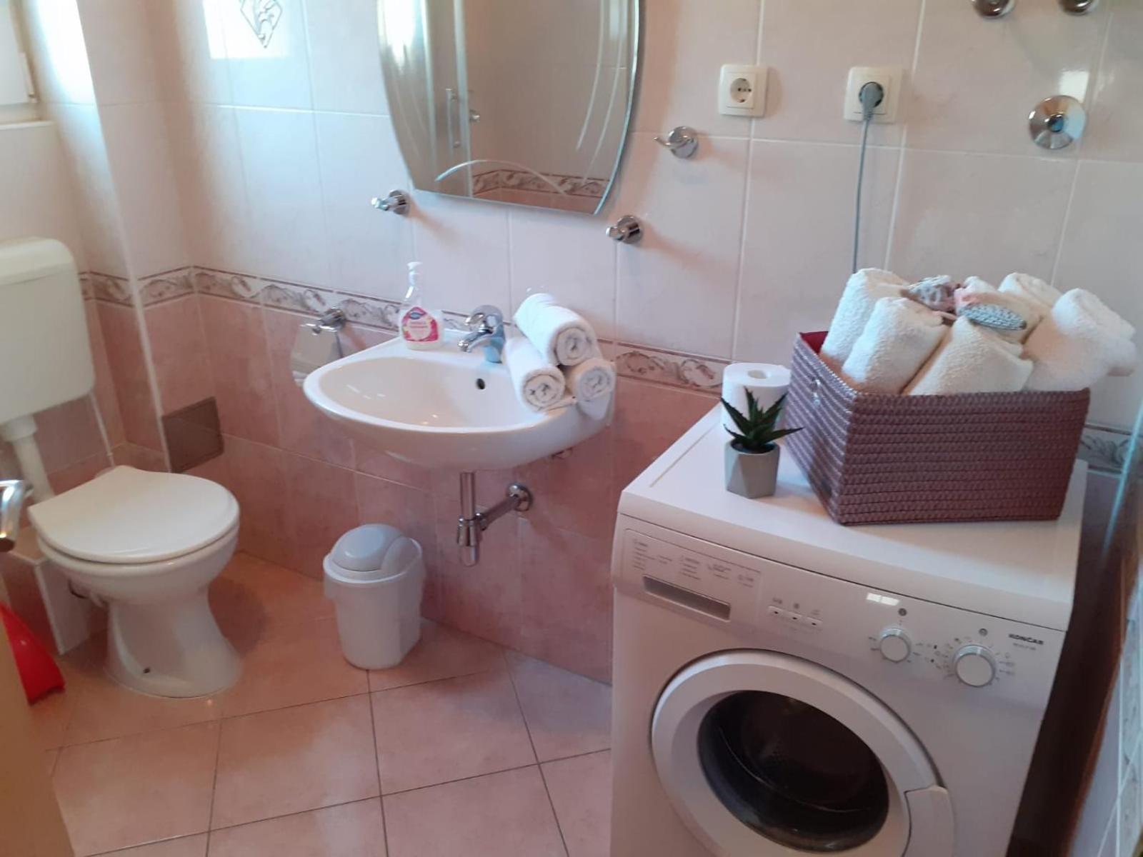 Apartments With A Parking Space Vodice - 13973 Phòng bức ảnh